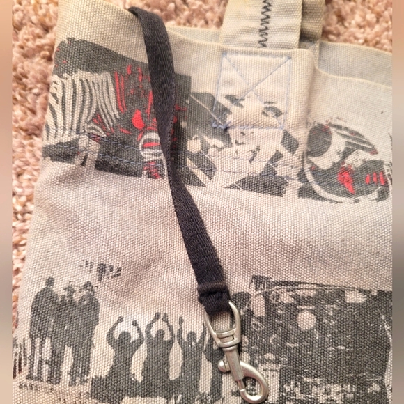 Hurley Tote Grey - Picture 9 of 9